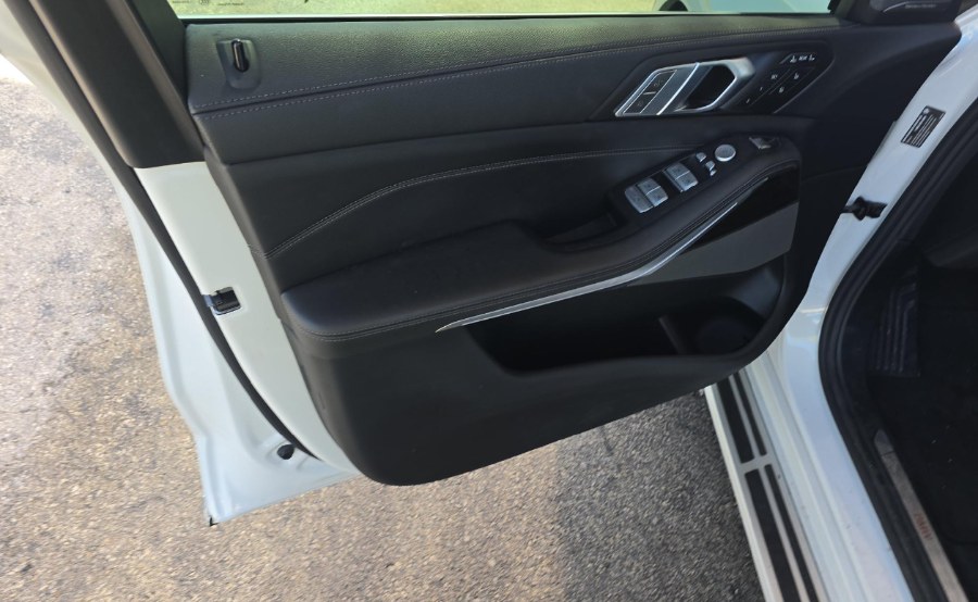 2020 BMW X7 xDrive40i Sports Activity Vehicle, available for sale in Fort Myers, Florida | Carlux Fort Myers. Fort Myers, Florida 2020 BMW X7 xDrive40i Sports Activity Vehicle, available for sale in Fort Myers, Florida | Carlux Fort Myers. Fort Myers, Florida