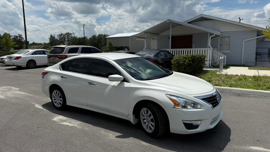 2015 Nissan Altima 4dr Sdn I4 2.5 S, available for sale in Orlando, Florida | Mickeys Driver Mart. Orlando, Florida 2015 Nissan Altima 4dr Sdn I4 2.5 S, available for sale in Orlando, Florida | Mickeys Driver Mart. Orlando, Florida