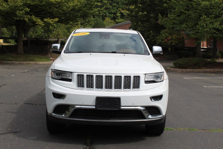 2016 Jeep Grand Cherokee 4WD 4dr Summit, available for sale in New Britain, Connecticut | Universal Motors LLC. New Britain, Connecticut 2016 Jeep Grand Cherokee 4WD 4dr Summit, available for sale in New Britain, Connecticut | Universal Motors LLC. New Britain, Connecticut