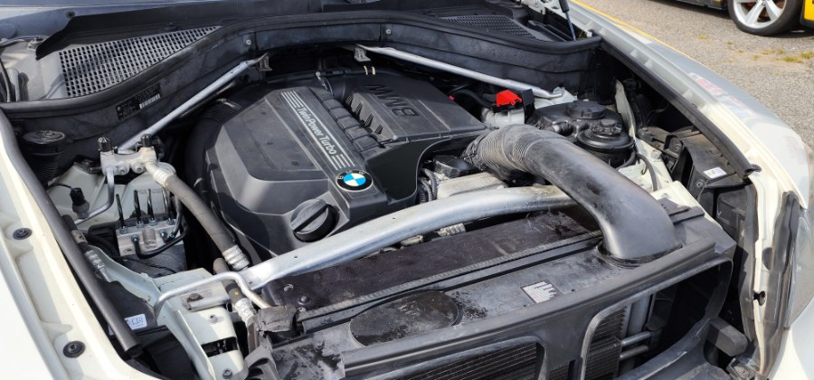 2013 BMW X5 AWD 4dr xDrive35i, available for sale in Huntington Station, New York | Huntington Auto Mall. Huntington Station, New York 2013 BMW X5 AWD 4dr xDrive35i, available for sale in Huntington Station, New York | Huntington Auto Mall. Huntington Station, New York