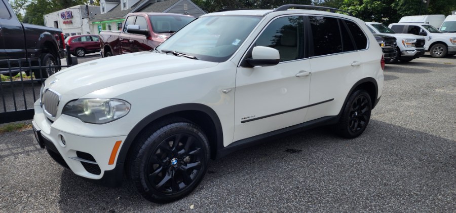 2013 BMW X5 AWD 4dr xDrive35i, available for sale in Huntington Station, New York | Huntington Auto Mall. Huntington Station, New York 2013 BMW X5 AWD 4dr xDrive35i, available for sale in Huntington Station, New York | Huntington Auto Mall. Huntington Station, New York
