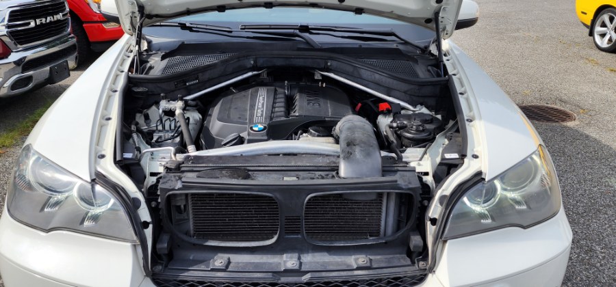 2013 BMW X5 AWD 4dr xDrive35i, available for sale in Huntington Station, New York | Huntington Auto Mall. Huntington Station, New York 2013 BMW X5 AWD 4dr xDrive35i, available for sale in Huntington Station, New York | Huntington Auto Mall. Huntington Station, New York