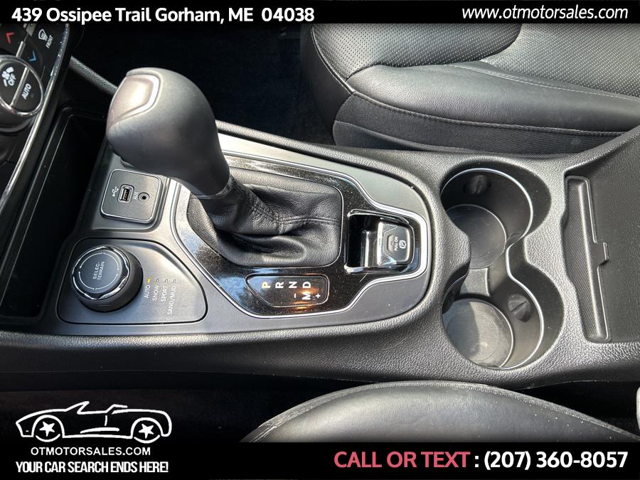 2019 Jeep Cherokee Limited 4x4, available for sale in Gorham, Maine | Ossipee Trail Motor Sales. Gorham, Maine 2019 Jeep Cherokee Limited 4x4, available for sale in Gorham, Maine | Ossipee Trail Motor Sales. Gorham, Maine
