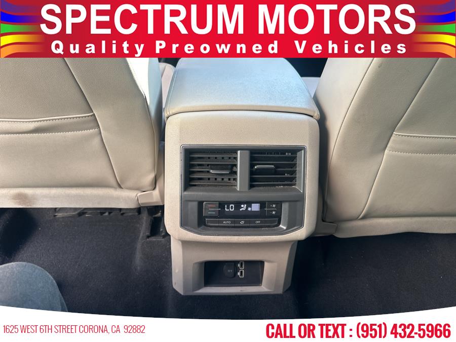 2018 Volkswagen Atlas 3.6L V6 SE w/Technology FWD, available for sale in Corona, California | Spectrum Motors. Corona, California 2018 Volkswagen Atlas 3.6L V6 SE w/Technology FWD, available for sale in Corona, California | Spectrum Motors. Corona, California