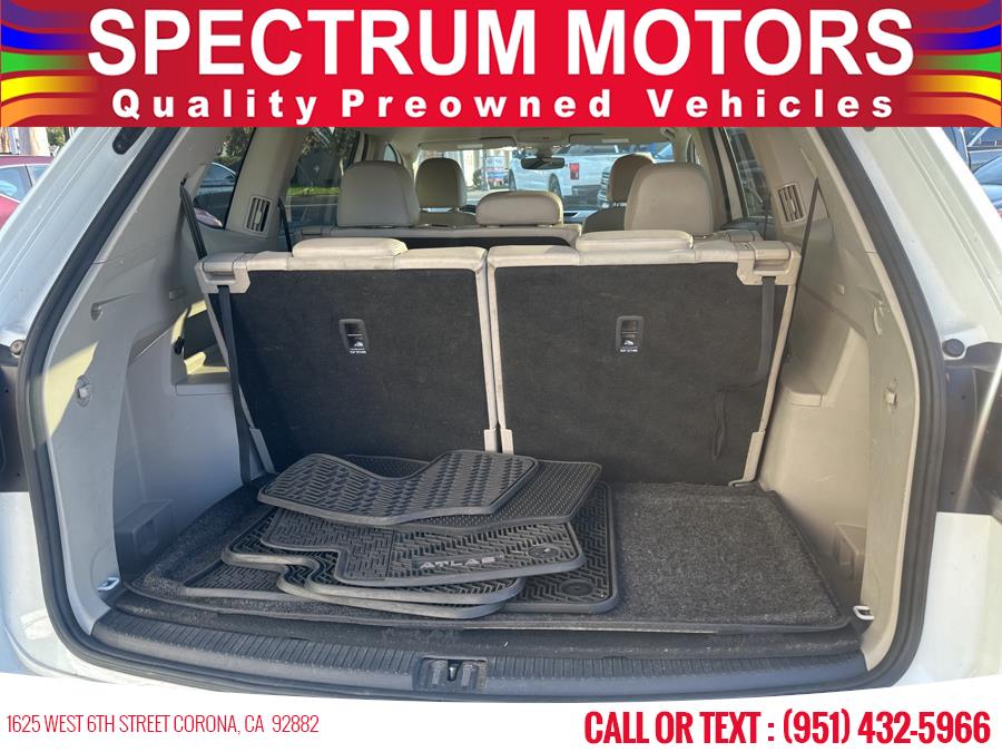 2018 Volkswagen Atlas 3.6L V6 SE w/Technology FWD, available for sale in Corona, California | Spectrum Motors. Corona, California 2018 Volkswagen Atlas 3.6L V6 SE w/Technology FWD, available for sale in Corona, California | Spectrum Motors. Corona, California