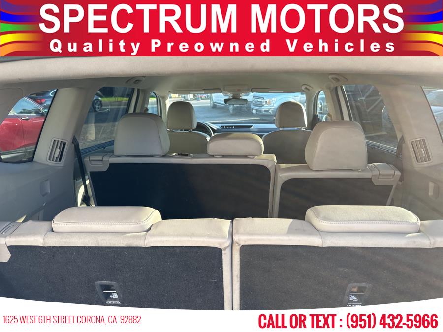 2018 Volkswagen Atlas 3.6L V6 SE w/Technology FWD, available for sale in Corona, California | Spectrum Motors. Corona, California 2018 Volkswagen Atlas 3.6L V6 SE w/Technology FWD, available for sale in Corona, California | Spectrum Motors. Corona, California
