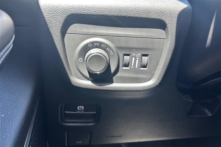 2021 Jeep Grand Cherokee L Altitude 4x4, available for sale in Lindenhurst, New York | Power Motor Group. Lindenhurst, New York 2021 Jeep Grand Cherokee L Altitude 4x4, available for sale in Lindenhurst, New York | Power Motor Group. Lindenhurst, New York