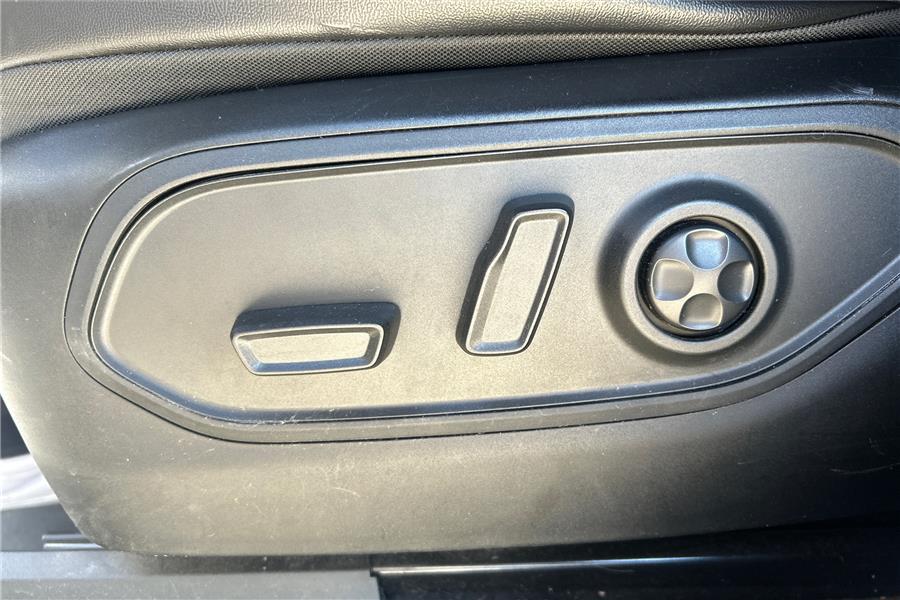 2021 Jeep Grand Cherokee L Altitude 4x4, available for sale in Lindenhurst, New York | Power Motor Group. Lindenhurst, New York 2021 Jeep Grand Cherokee L Altitude 4x4, available for sale in Lindenhurst, New York | Power Motor Group. Lindenhurst, New York