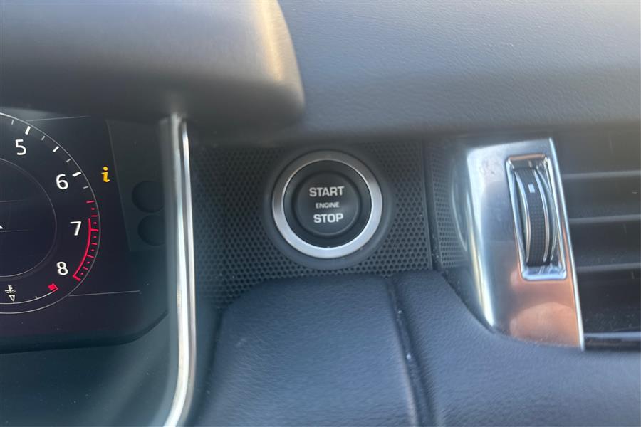2020 Land Rover Range Rover Sport HSE photo 33