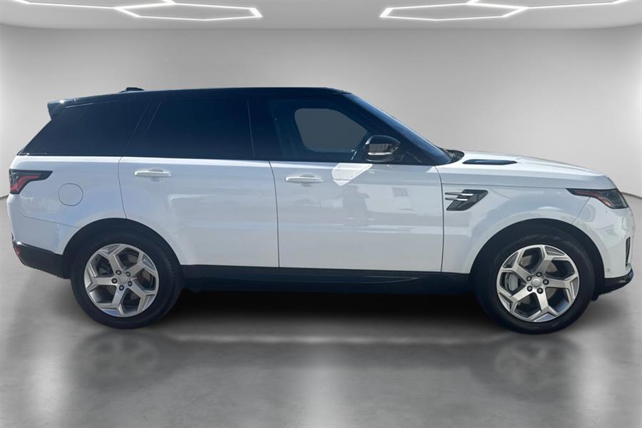 2020 Land Rover Range Rover Sport HSE photo 3