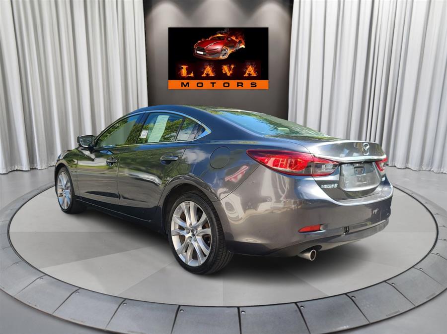 2017 Mazda Mazda6 Touring photo 4