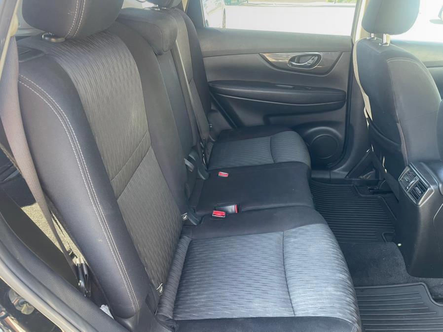 2019 Nissan Rogue FWD SV, available for sale in Hawaiian Gardens, California | Luxe Motors. Hawaiian Gardens, California 2019 Nissan Rogue FWD SV, available for sale in Hawaiian Gardens, California | Luxe Motors. Hawaiian Gardens, California