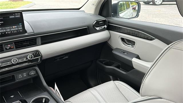2024 Honda Pilot Elite, available for sale in Avon, Connecticut | Sullivan Automotive Group. Avon, Connecticut 2024 Honda Pilot Elite, available for sale in Avon, Connecticut | Sullivan Automotive Group. Avon, Connecticut