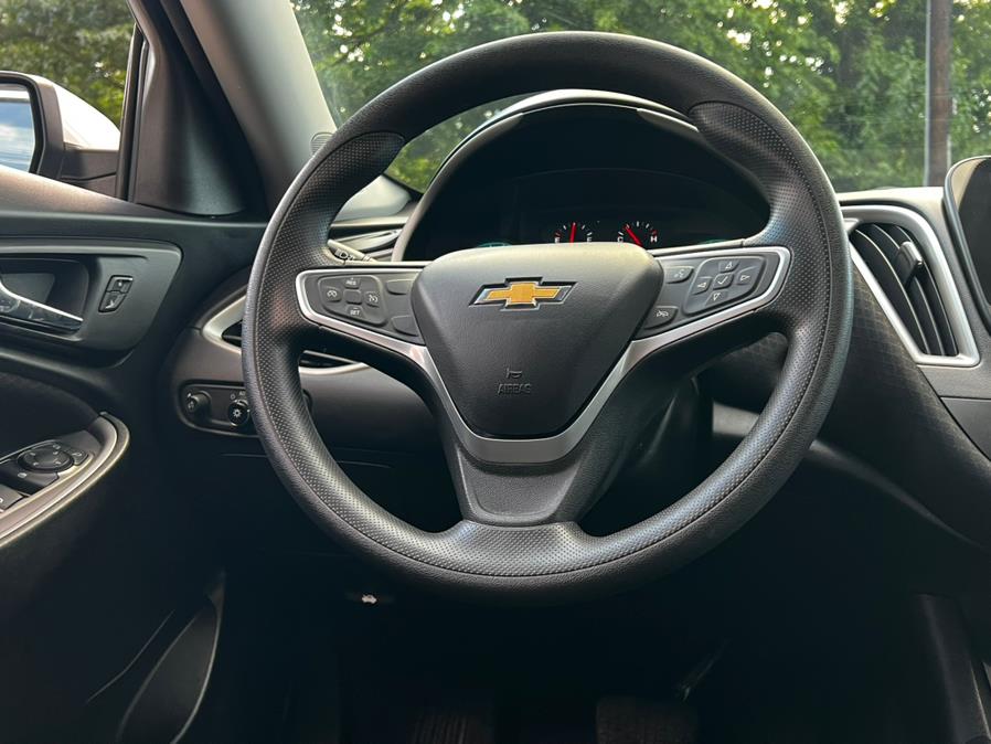2022 Chevrolet Malibu 4dr Sdn LT, available for sale in Irvington, New Jersey | Elis Motors Corp. Irvington, New Jersey 2022 Chevrolet Malibu 4dr Sdn LT, available for sale in Irvington, New Jersey | Elis Motors Corp. Irvington, New Jersey