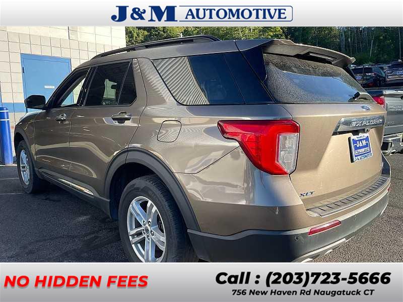 2021 Ford Explorer XLT photo 3