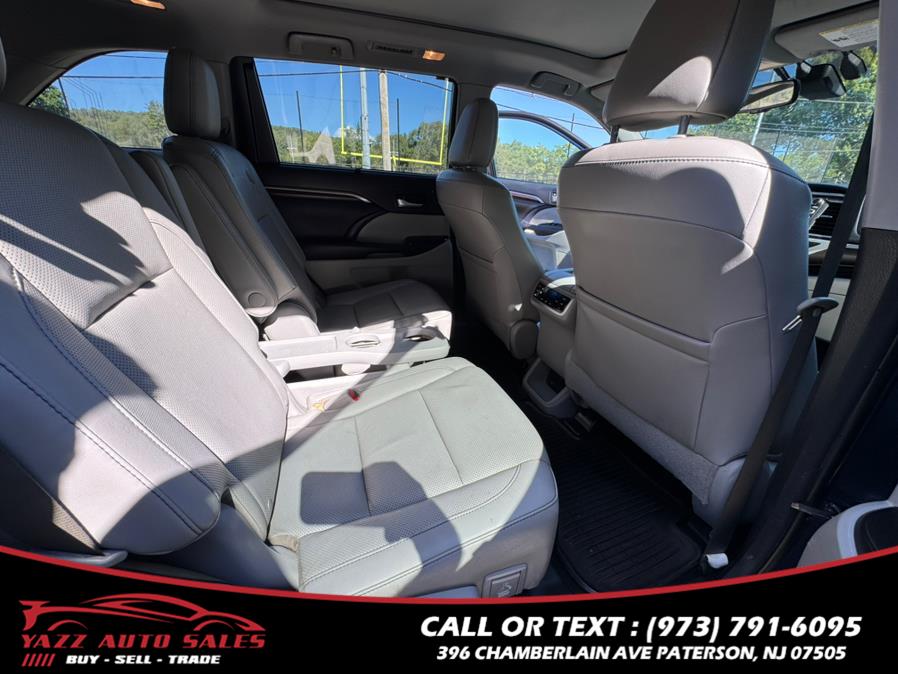 2016 Toyota Highlander AWD 4dr V6 Limited Platinum (Natl), available for sale in Paterson, New Jersey | Yazz Auto Sales. Paterson, New Jersey 2016 Toyota Highlander AWD 4dr V6 Limited Platinum (Natl), available for sale in Paterson, New Jersey | Yazz Auto Sales. Paterson, New Jersey