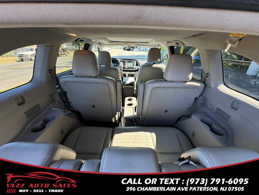 2016 Toyota Highlander AWD 4dr V6 Limited Platinum (Natl), available for sale in Paterson, New Jersey | Yazz Auto Sales. Paterson, New Jersey 2016 Toyota Highlander AWD 4dr V6 Limited Platinum (Natl), available for sale in Paterson, New Jersey | Yazz Auto Sales. Paterson, New Jersey