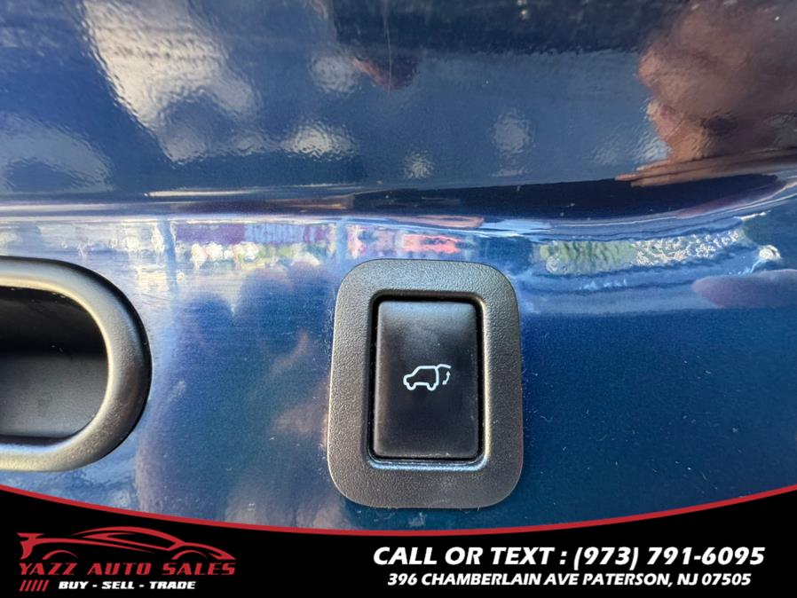 2016 Toyota Highlander AWD 4dr V6 Limited Platinum (Natl), available for sale in Paterson, New Jersey | Yazz Auto Sales. Paterson, New Jersey 2016 Toyota Highlander AWD 4dr V6 Limited Platinum (Natl), available for sale in Paterson, New Jersey | Yazz Auto Sales. Paterson, New Jersey