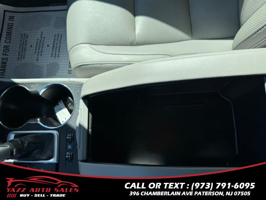 2016 Toyota Highlander AWD 4dr V6 Limited Platinum (Natl), available for sale in Paterson, New Jersey | Yazz Auto Sales. Paterson, New Jersey 2016 Toyota Highlander AWD 4dr V6 Limited Platinum (Natl), available for sale in Paterson, New Jersey | Yazz Auto Sales. Paterson, New Jersey