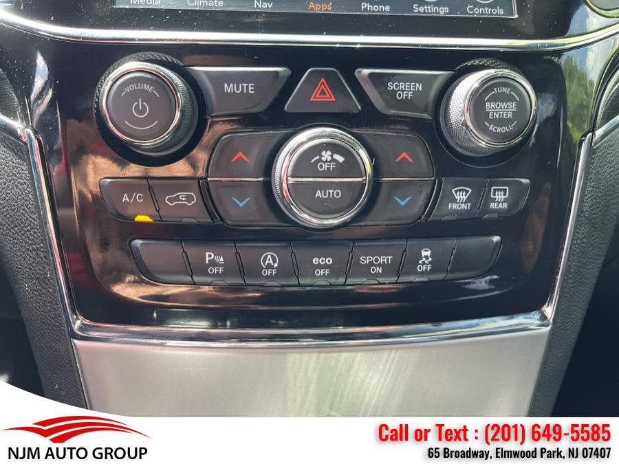 2021 Jeep Grand Cherokee Trailhawk 4x4, available for sale in Elmwood Park, New Jersey | NJM Auto Group. Elmwood Park, New Jersey 2021 Jeep Grand Cherokee Trailhawk 4x4, available for sale in Elmwood Park, New Jersey | NJM Auto Group. Elmwood Park, New Jersey