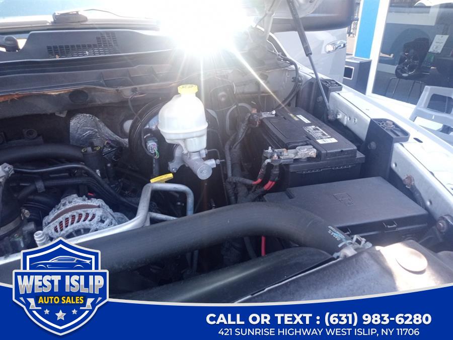 2015 Ram 1500 4WD Quad Cab 140.5" Big Horn, available for sale in West Islip, New York | West Islip Auto Sales. West Islip, New York 2015 Ram 1500 4WD Quad Cab 140.5" Big Horn, available for sale in West Islip, New York | West Islip Auto Sales. West Islip, New York