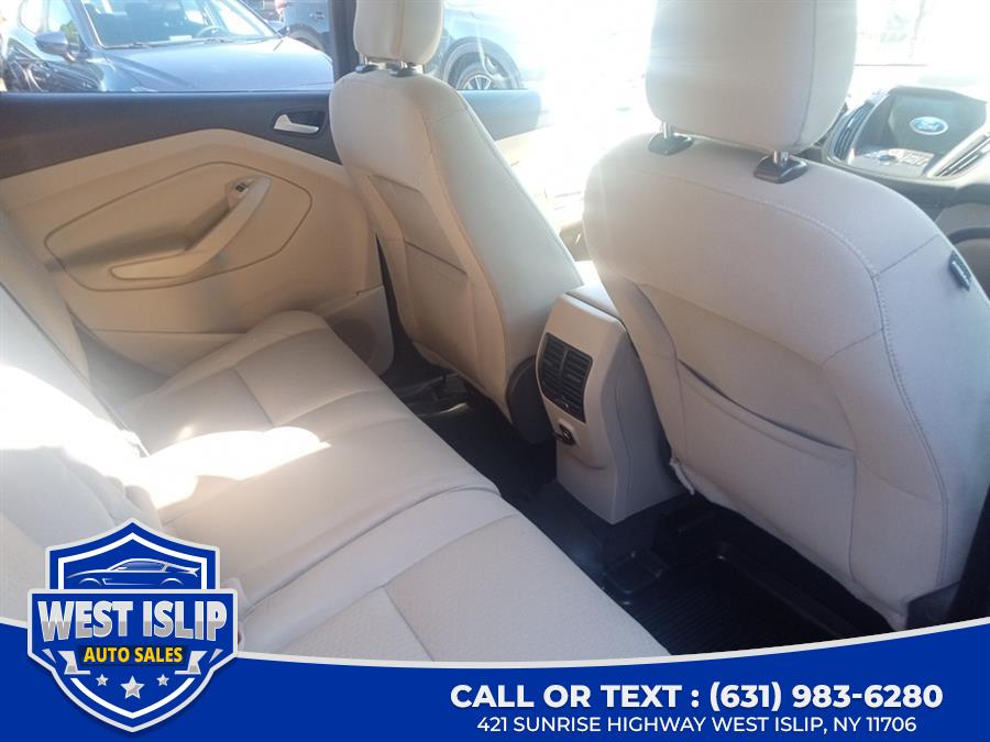 2019 Ford Escape SE 4WD, available for sale in West Islip, New York | West Islip Auto Sales. West Islip, New York 2019 Ford Escape SE 4WD, available for sale in West Islip, New York | West Islip Auto Sales. West Islip, New York