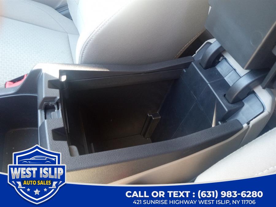 2019 Ford Escape SE 4WD, available for sale in West Islip, New York | West Islip Auto Sales. West Islip, New York 2019 Ford Escape SE 4WD, available for sale in West Islip, New York | West Islip Auto Sales. West Islip, New York