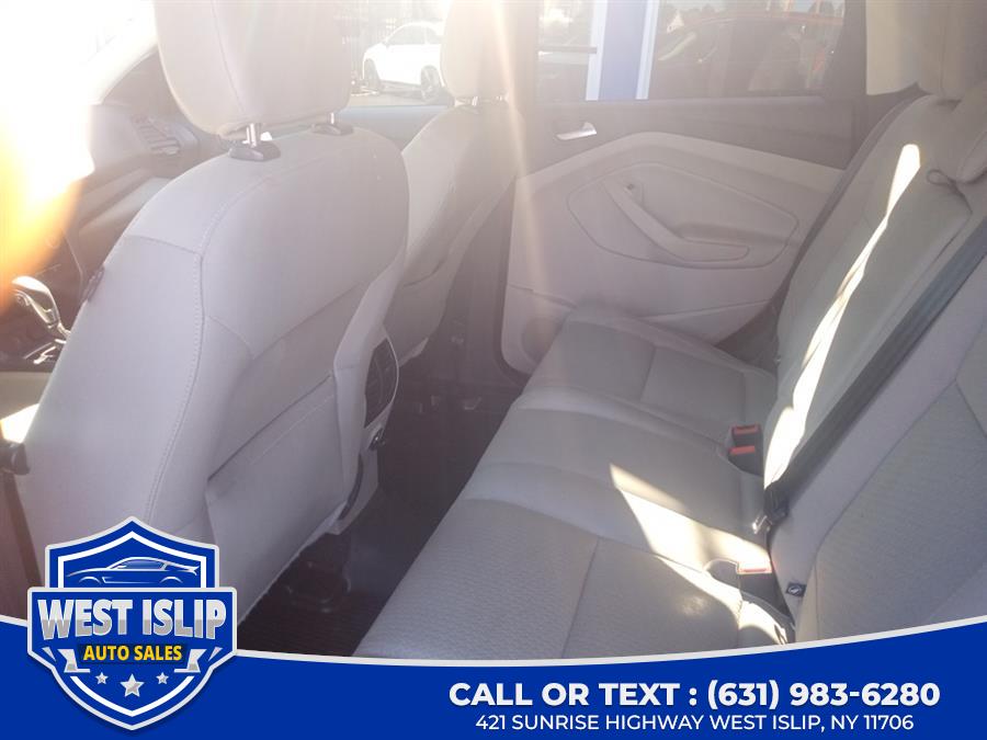 2019 Ford Escape SE 4WD, available for sale in West Islip, New York | West Islip Auto Sales. West Islip, New York 2019 Ford Escape SE 4WD, available for sale in West Islip, New York | West Islip Auto Sales. West Islip, New York
