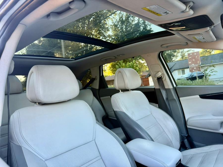 2016 Kia Sorento FWD 4dr 3.3L SX, available for sale in Tarzana, California | Ivanna Auto. Tarzana, California 2016 Kia Sorento FWD 4dr 3.3L SX, available for sale in Tarzana, California | Ivanna Auto. Tarzana, California