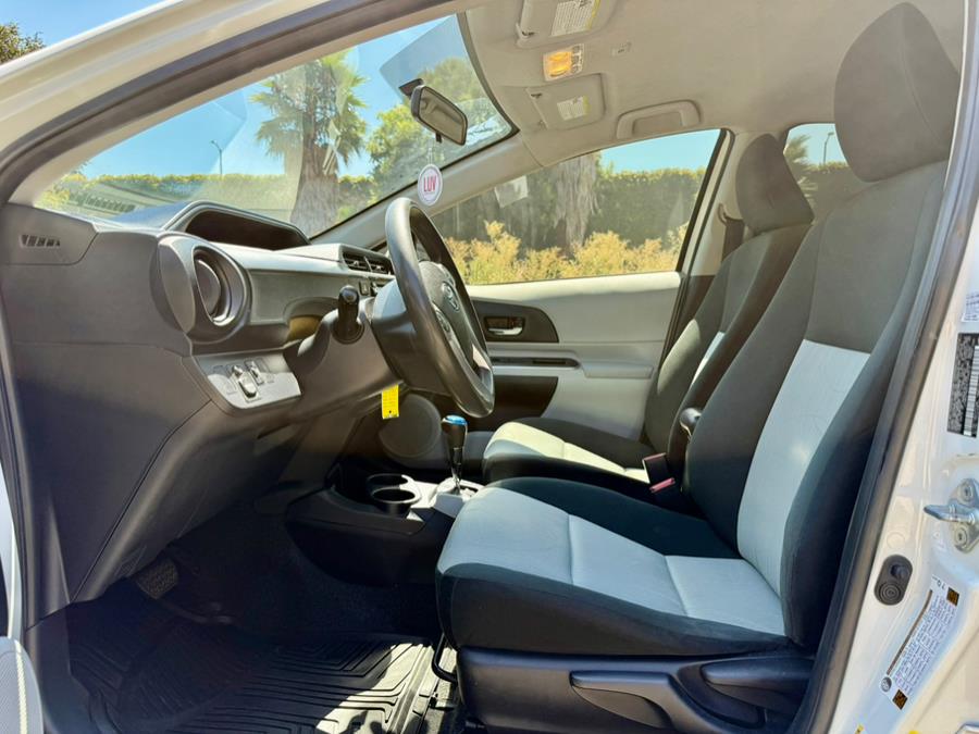2014 Toyota Prius c 5dr HB Four (Natl), available for sale in Tarzana, California | Ivanna Auto. Tarzana, California 2014 Toyota Prius c 5dr HB Four (Natl), available for sale in Tarzana, California | Ivanna Auto. Tarzana, California