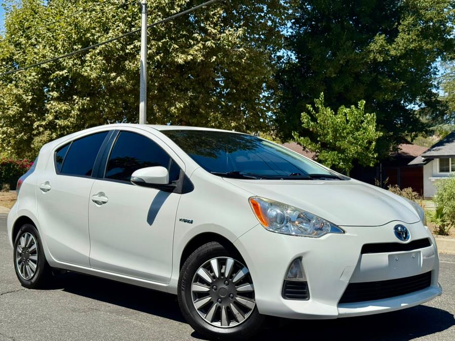 2014 Toyota Prius c 5dr HB Four (Natl), available for sale in Tarzana, California | Ivanna Auto. Tarzana, California 2014 Toyota Prius c 5dr HB Four (Natl), available for sale in Tarzana, California | Ivanna Auto. Tarzana, California
