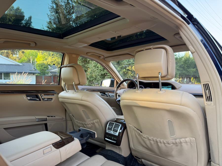 2011 Mercedes-Benz S-Class 4dr Sdn S 400 Hybrid RWD, available for sale in Tarzana, California | Ivanna Auto. Tarzana, California 2011 Mercedes-Benz S-Class 4dr Sdn S 400 Hybrid RWD, available for sale in Tarzana, California | Ivanna Auto. Tarzana, California