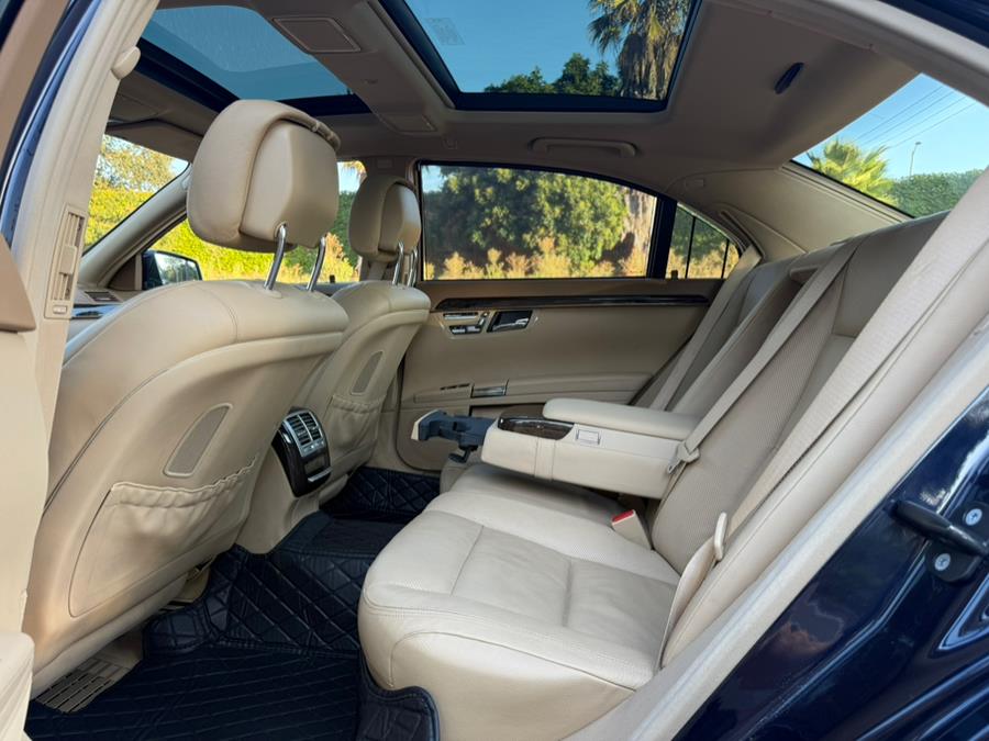 2011 Mercedes-Benz S-Class 4dr Sdn S 400 Hybrid RWD, available for sale in Tarzana, California | Ivanna Auto. Tarzana, California 2011 Mercedes-Benz S-Class 4dr Sdn S 400 Hybrid RWD, available for sale in Tarzana, California | Ivanna Auto. Tarzana, California
