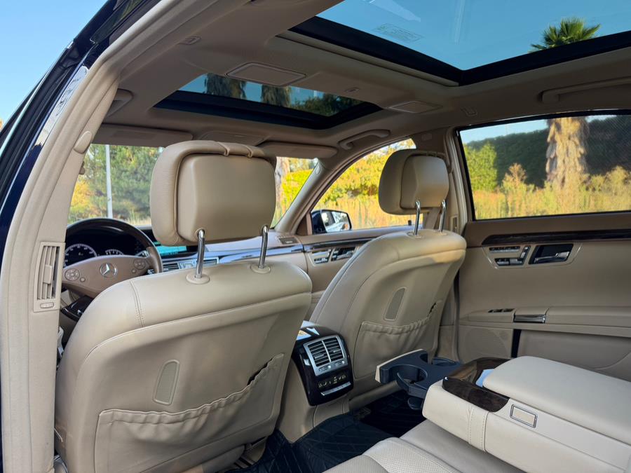 2011 Mercedes-Benz S-Class 4dr Sdn S 400 Hybrid RWD, available for sale in Tarzana, California | Ivanna Auto. Tarzana, California 2011 Mercedes-Benz S-Class 4dr Sdn S 400 Hybrid RWD, available for sale in Tarzana, California | Ivanna Auto. Tarzana, California