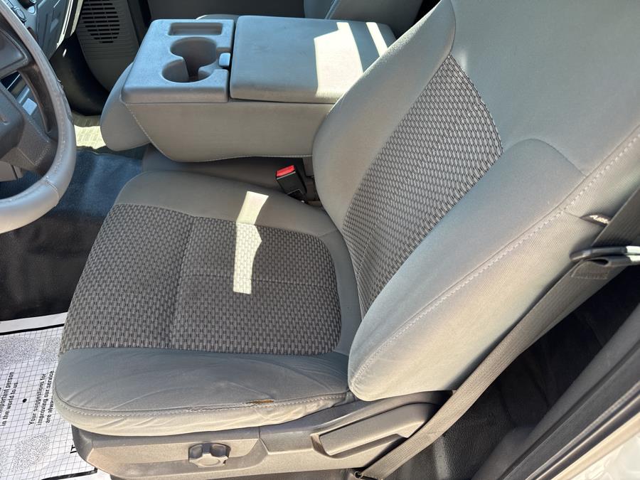 2015 Ford Super Duty F-250 SRW 4WD Reg Cab 137" XL, available for sale in Waterbury, Connecticut | National Auto Brokers, Inc.. Waterbury, Connecticut 2015 Ford Super Duty F-250 SRW 4WD Reg Cab 137" XL, available for sale in Waterbury, Connecticut | National Auto Brokers, Inc.. Waterbury, Connecticut