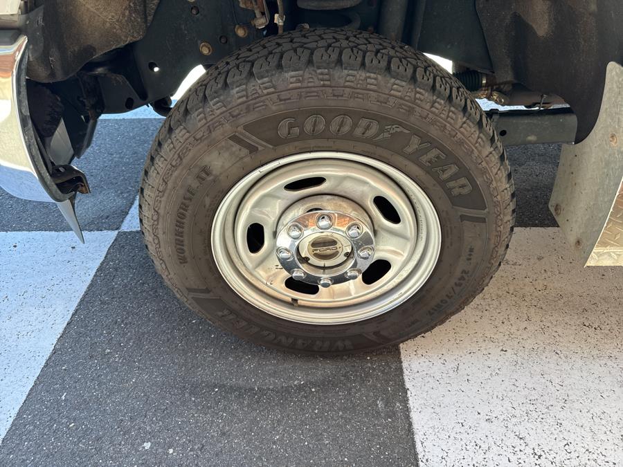 2015 Ford Super Duty F-250 SRW 4WD Reg Cab 137" XL, available for sale in Waterbury, Connecticut | National Auto Brokers, Inc.. Waterbury, Connecticut 2015 Ford Super Duty F-250 SRW 4WD Reg Cab 137" XL, available for sale in Waterbury, Connecticut | National Auto Brokers, Inc.. Waterbury, Connecticut