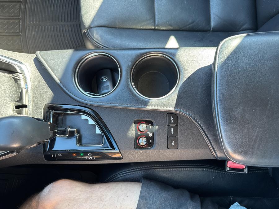 2015 Toyota Avalon 4dr Sdn XLE Touring, available for sale in Waterbury, Connecticut | National Auto Brokers, Inc.. Waterbury, Connecticut 2015 Toyota Avalon 4dr Sdn XLE Touring, available for sale in Waterbury, Connecticut | National Auto Brokers, Inc.. Waterbury, Connecticut