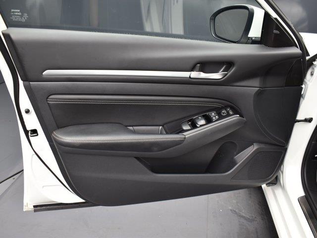 2022 Nissan Altima 2.5 SL, available for sale in Woodside, New York | Drive Central. Woodside, New York 2022 Nissan Altima 2.5 SL, available for sale in Woodside, New York | Drive Central. Woodside, New York