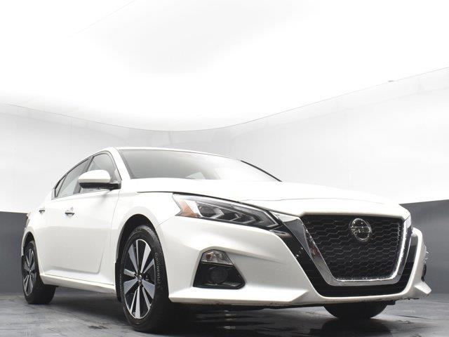 2022 Nissan Altima 2.5 SL, available for sale in Woodside, New York | Drive Central. Woodside, New York 2022 Nissan Altima 2.5 SL, available for sale in Woodside, New York | Drive Central. Woodside, New York