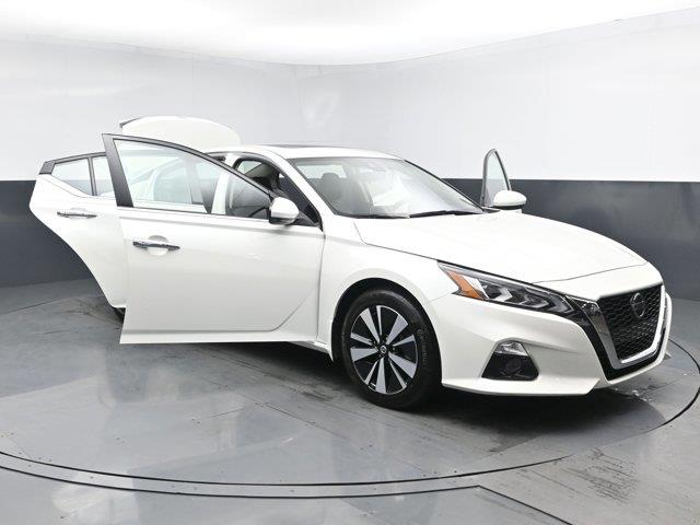 2022 Nissan Altima 2.5 SL, available for sale in Woodside, New York | Drive Central. Woodside, New York 2022 Nissan Altima 2.5 SL, available for sale in Woodside, New York | Drive Central. Woodside, New York