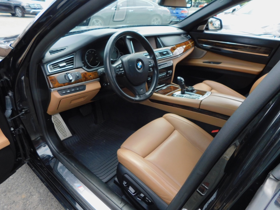 2015 BMW 7 Series 4dr Sdn 750Li xDrive AWD, available for sale in Lodi, New Jersey | Soliman Motors. Lodi, New Jersey 2015 BMW 7 Series 4dr Sdn 750Li xDrive AWD, available for sale in Lodi, New Jersey | Soliman Motors. Lodi, New Jersey