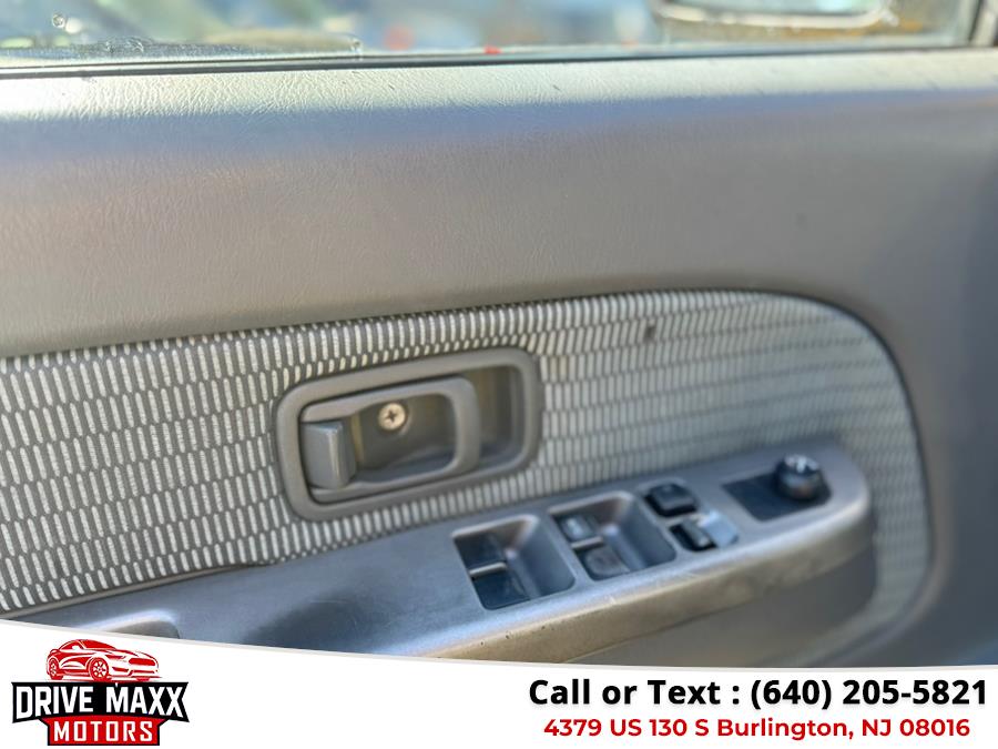 2002 Nissan Xterra 4dr SE 2WD V6 Auto, available for sale in Burlington, New Jersey | Drive Maxx Motors. Burlington, New Jersey 2002 Nissan Xterra 4dr SE 2WD V6 Auto, available for sale in Burlington, New Jersey | Drive Maxx Motors. Burlington, New Jersey