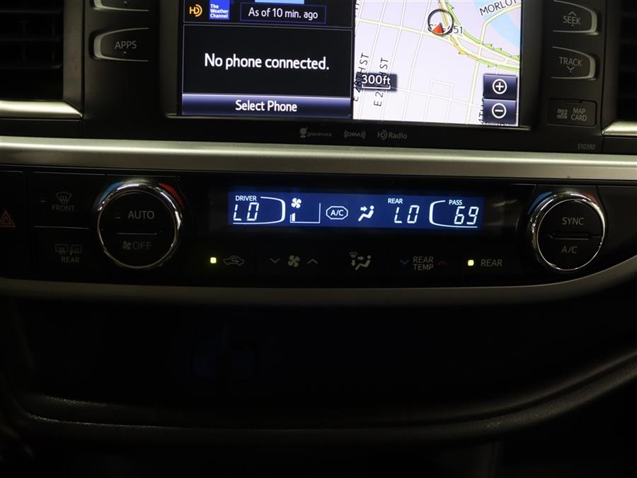 2019 Toyota Highlander SE, available for sale in Paterson, New Jersey | Fast Track Motors. Paterson, New Jersey 2019 Toyota Highlander SE, available for sale in Paterson, New Jersey | Fast Track Motors. Paterson, New Jersey