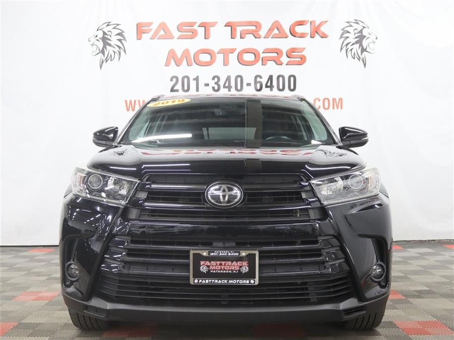 2019 Toyota Highlander SE, available for sale in Paterson, New Jersey | Fast Track Motors. Paterson, New Jersey 2019 Toyota Highlander SE, available for sale in Paterson, New Jersey | Fast Track Motors. Paterson, New Jersey