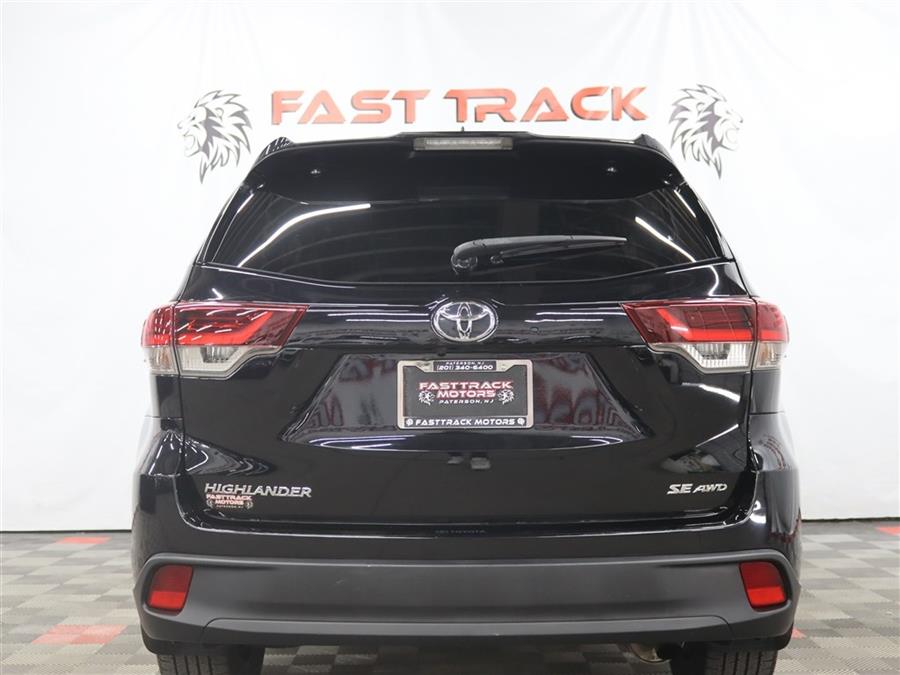 2019 Toyota Highlander SE, available for sale in Paterson, New Jersey | Fast Track Motors. Paterson, New Jersey 2019 Toyota Highlander SE, available for sale in Paterson, New Jersey | Fast Track Motors. Paterson, New Jersey
