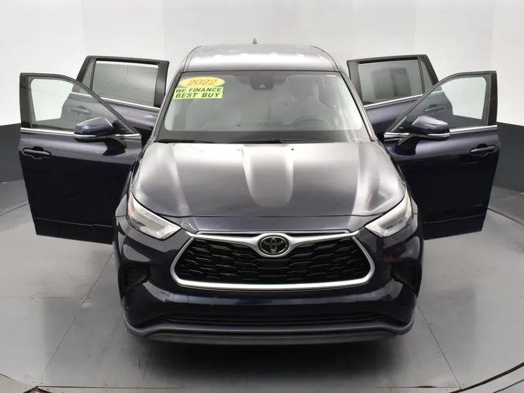 2022 Toyota Highlander L Sport Utility 4D, available for sale in Irvington, New Jersey | NJ Used Cars Center. Irvington, New Jersey 2022 Toyota Highlander L Sport Utility 4D, available for sale in Irvington, New Jersey | NJ Used Cars Center. Irvington, New Jersey