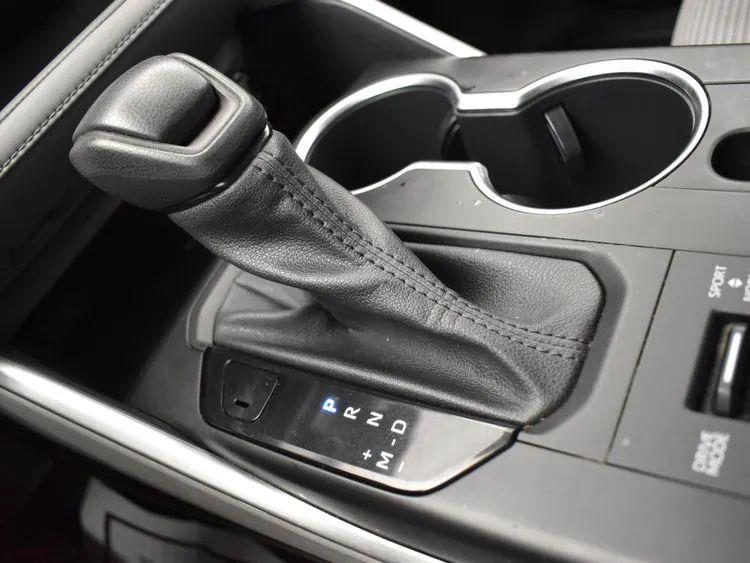 2022 Toyota Highlander L Sport Utility 4D, available for sale in Irvington, New Jersey | NJ Used Cars Center. Irvington, New Jersey 2022 Toyota Highlander L Sport Utility 4D, available for sale in Irvington, New Jersey | NJ Used Cars Center. Irvington, New Jersey