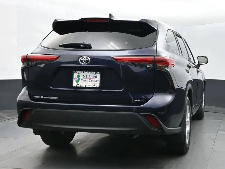 2022 Toyota Highlander L Sport Utility 4D, available for sale in Irvington, New Jersey | NJ Used Cars Center. Irvington, New Jersey 2022 Toyota Highlander L Sport Utility 4D, available for sale in Irvington, New Jersey | NJ Used Cars Center. Irvington, New Jersey