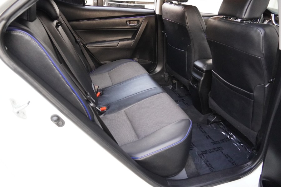2018 Toyota Corolla SE SE (LEATHER SEATS), available for sale in Riverside, California | Big Timin Motors LLC. Riverside, California 2018 Toyota Corolla SE SE (LEATHER SEATS), available for sale in Riverside, California | Big Timin Motors LLC. Riverside, California
