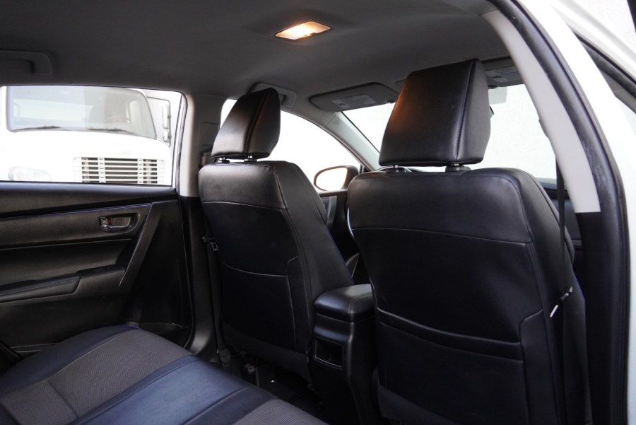 2018 Toyota Corolla SE SE (LEATHER SEATS), available for sale in Riverside, California | Big Timin Motors LLC. Riverside, California 2018 Toyota Corolla SE SE (LEATHER SEATS), available for sale in Riverside, California | Big Timin Motors LLC. Riverside, California